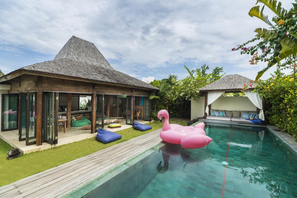 Elegant Villa Casabianca - Tropical Pool & Garden, Near Potato Head Beach Club! Семиньяк Экстерьер фото